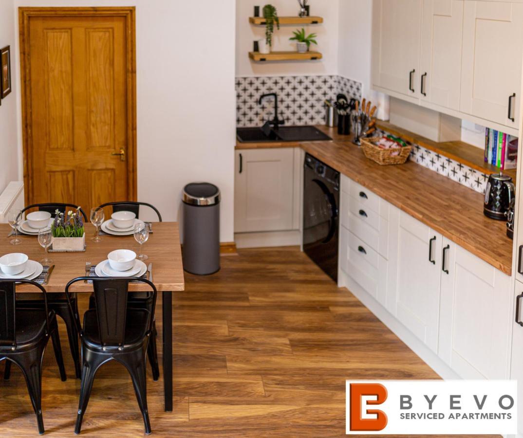 Byevo Oswestry Barn - Quirky Romantic Retreat Or Cosy Contractor Base מראה חיצוני תמונה